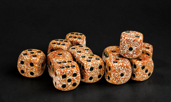 Chessex Dice Sets: Speckled Rust 16mm d6 Dice Block (12)