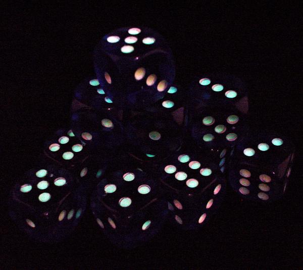 Koplow Glow in the Dark Spots: Blue 16mm D6 (12)
