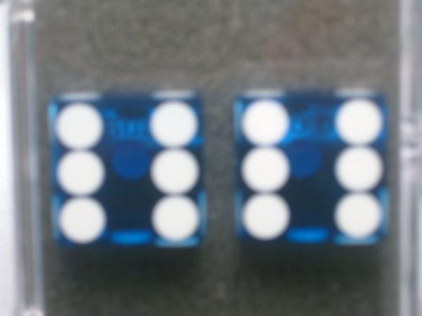Precision Casino Dice: 3/4'' Blue Standard Spotting 19mm (Pair of d6)