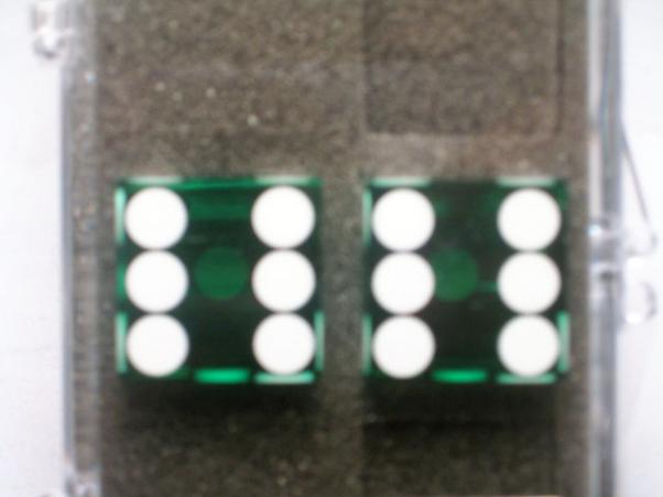 Precision Casino Dice: 3/4'' Green Standard Spotting 19mm (Pair of d6)