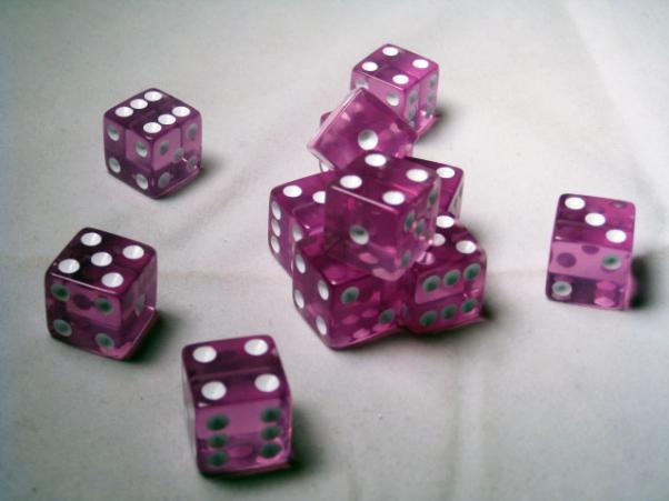 Square Cornered Dice: Purple/White Translucent 16mm d6 (12)