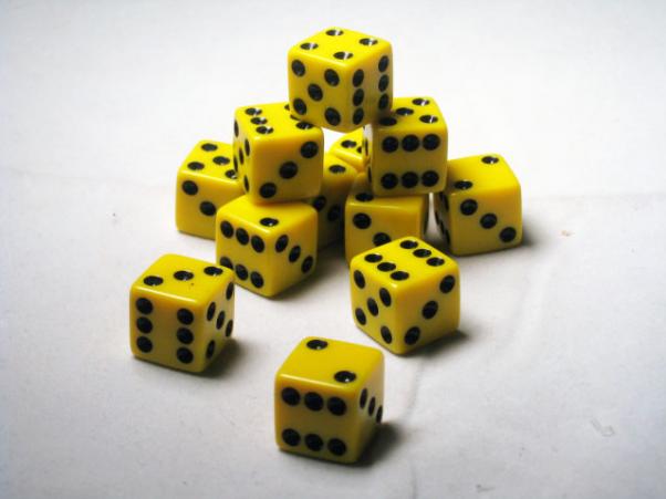 Square Cornered Dice: Yellow/Black Opaque 16mm d6 (12)
