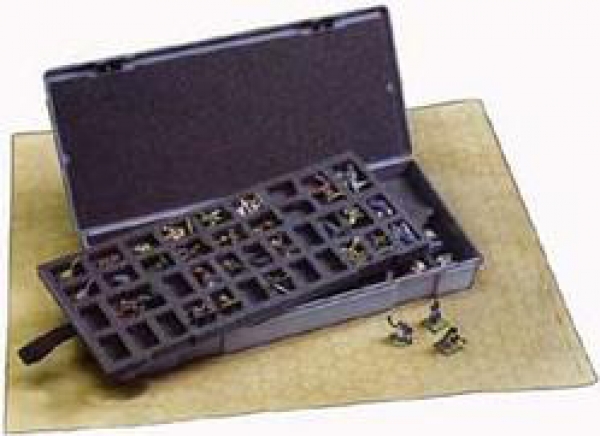 Chessex Figure Storage Box: 25mm Regular (80ct)